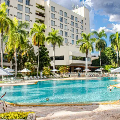 Piscina ESTELAR Altamira Colombia - Ibagué Piscina ESTELAR Altamira Colombia - Ibagué